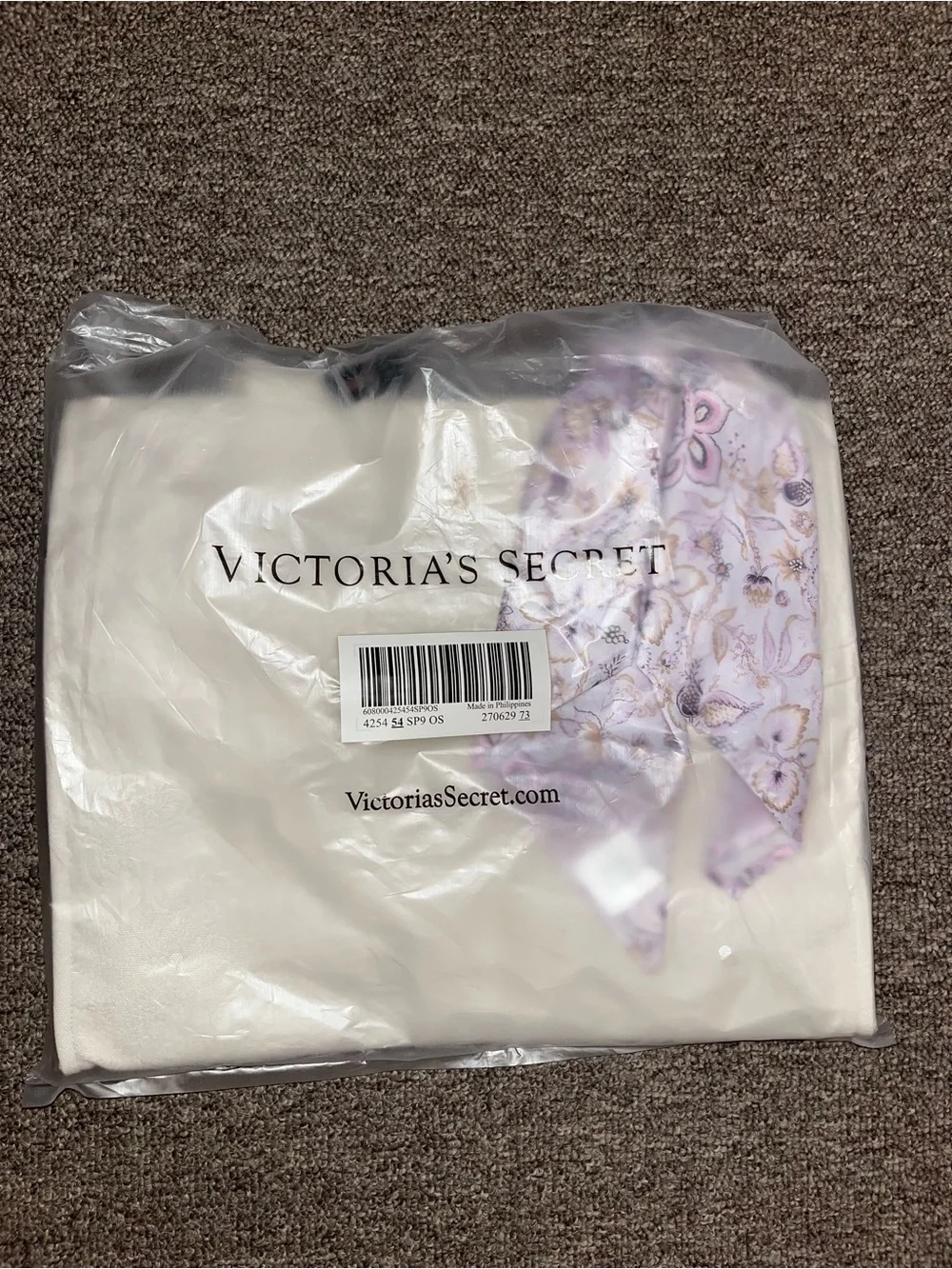 Victoria's Secret Tote - Picture 5 of 5